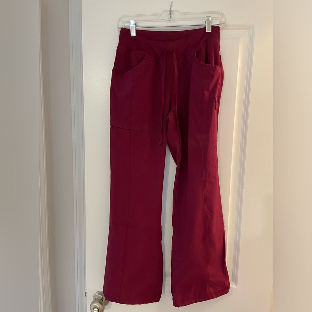Cherokee infinity scrub pants, maroon, size small